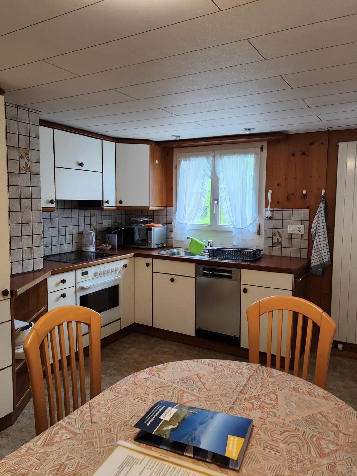 Ferienwohnung Alpenperle Isenthal Exterior foto