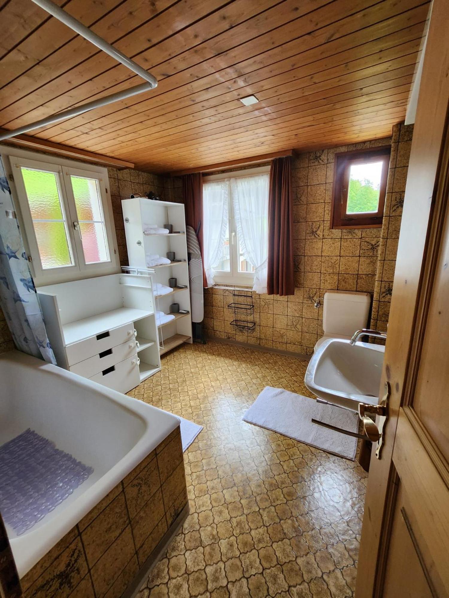 Ferienwohnung Alpenperle Isenthal Exterior foto